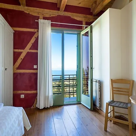 Melivaro Tsoukaladhes