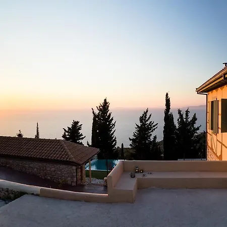 Melivaro Holiday home