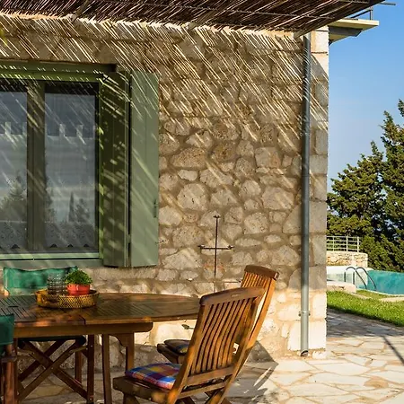 Melivaro Holiday home Tsoukaladhes