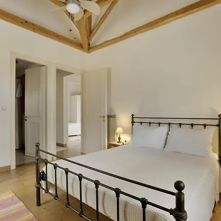 Melivaro * Τσουκαλάδες