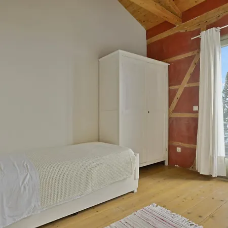 Country house Melivaro