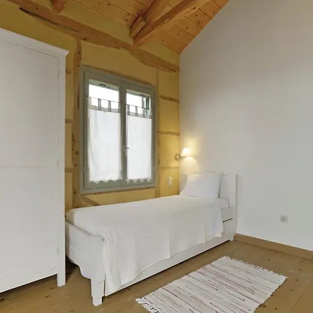 Εξοχικό σπίτι Melivaro *