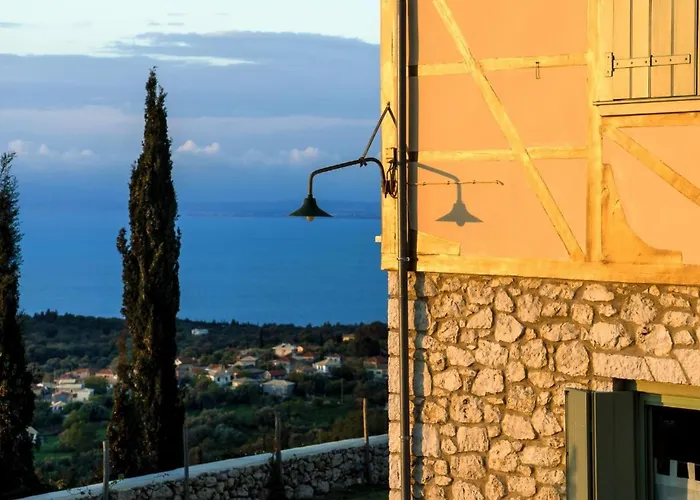 Melivaro Tsoukaládhes